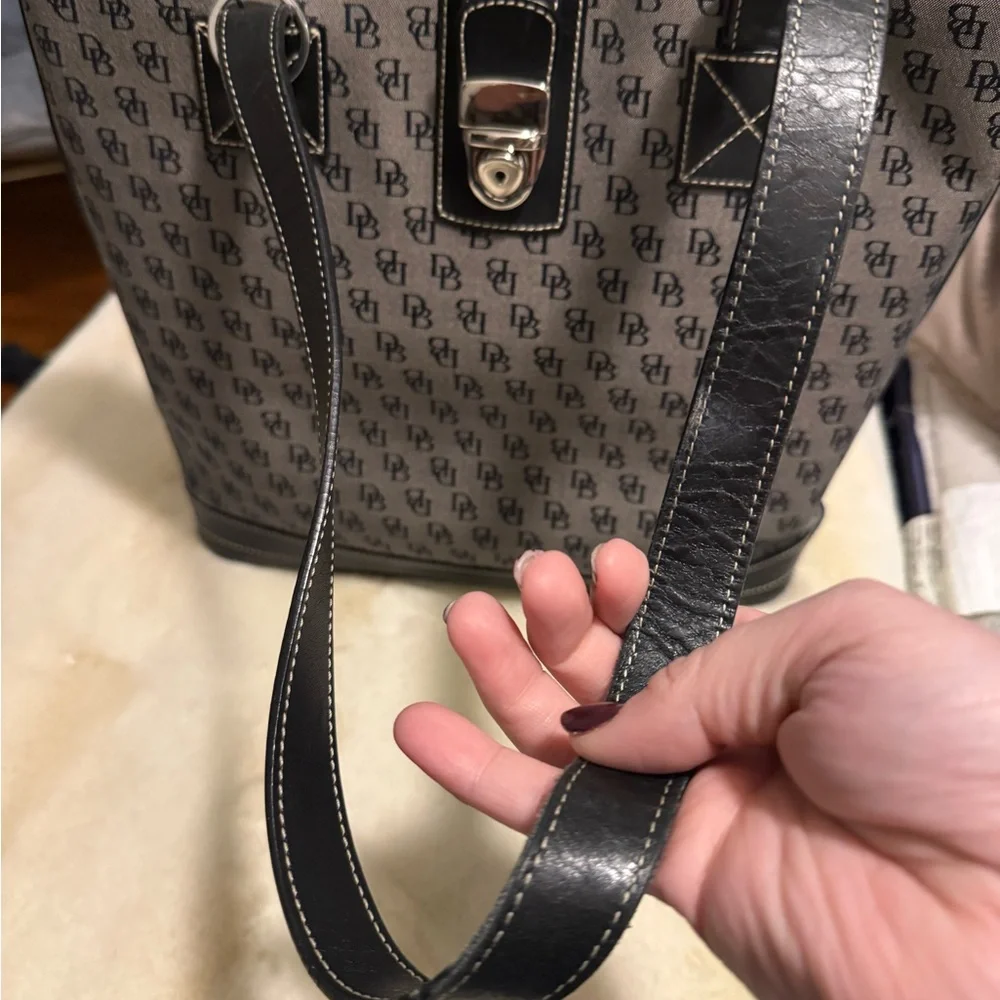 Dooney and Bourke Black and Gray Monogram Tote Bag with Buckle Closure - Picture 7 of 9